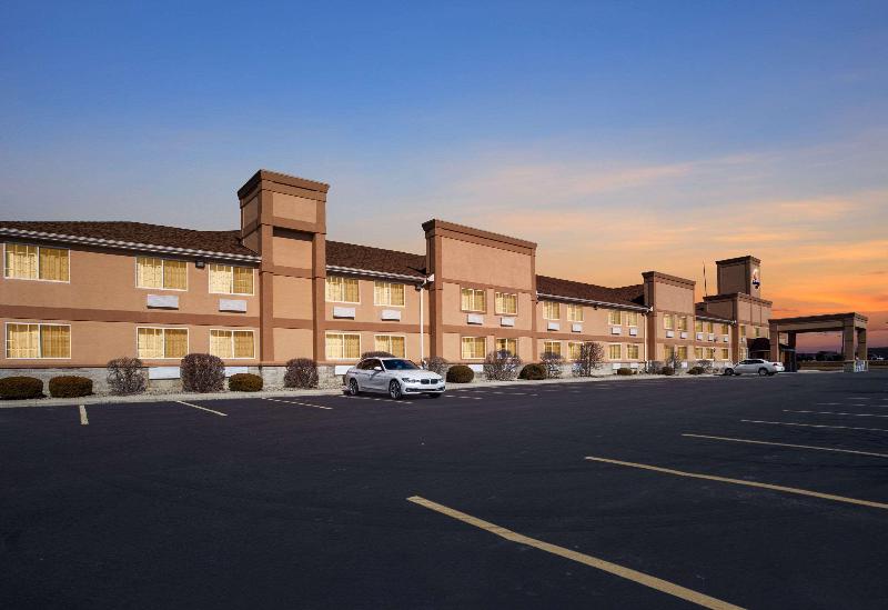 Comfort Inn Near Ouabache State Park image