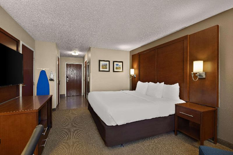 Comfort Inn Near Ouabache State Park image