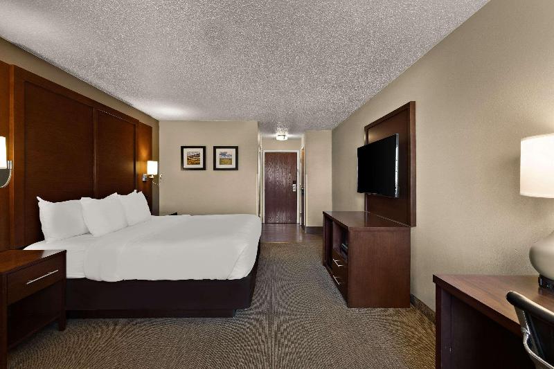 Comfort Inn Near Ouabache State Park image