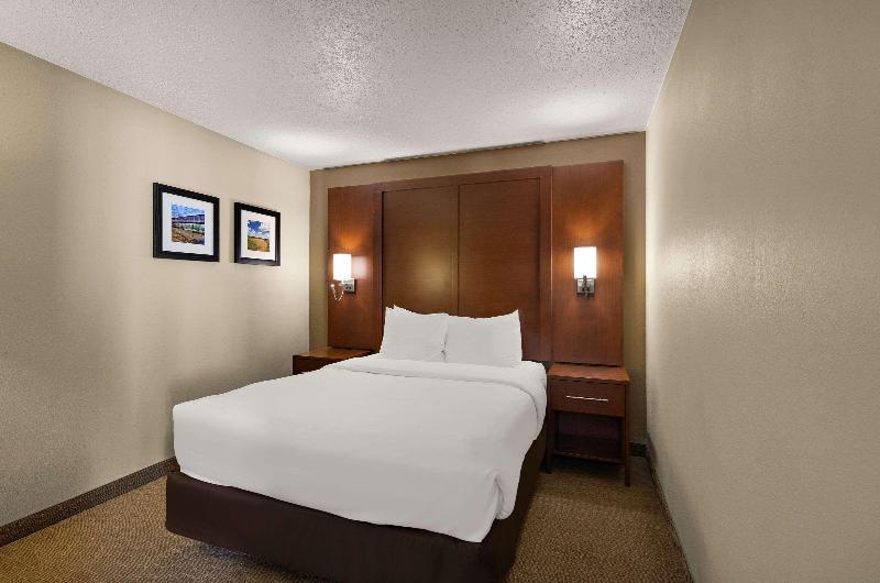 Comfort Inn Near Ouabache State Park image