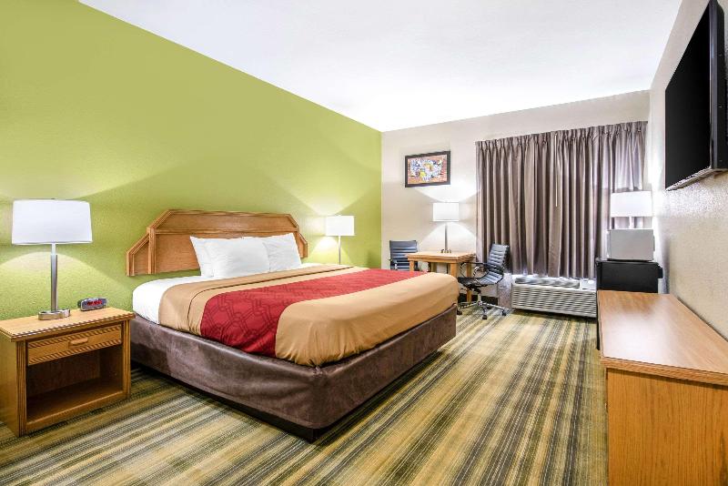 Econo Lodge Shelbyville image