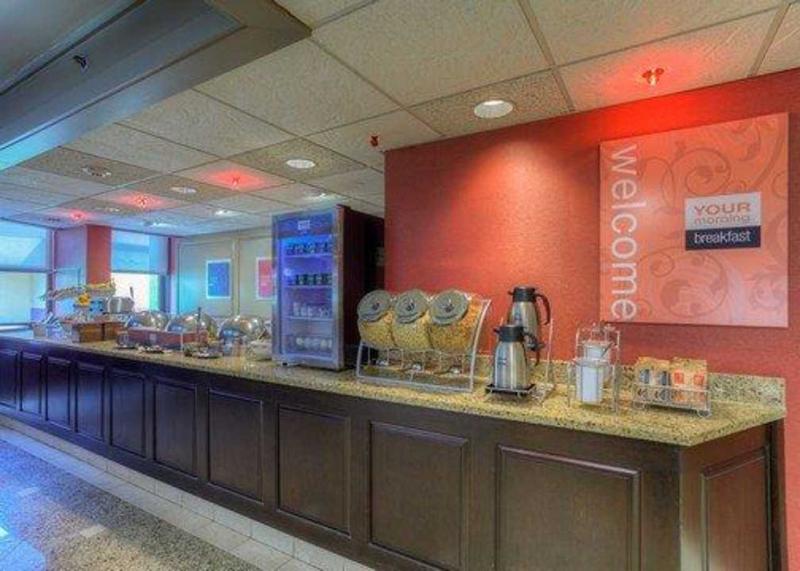 Hotel Comfort Inn & Suites Evansville Airport