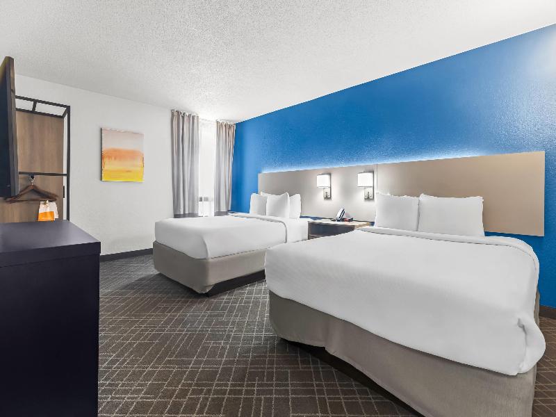 Comfort Inn & Suites Evansville Airport image