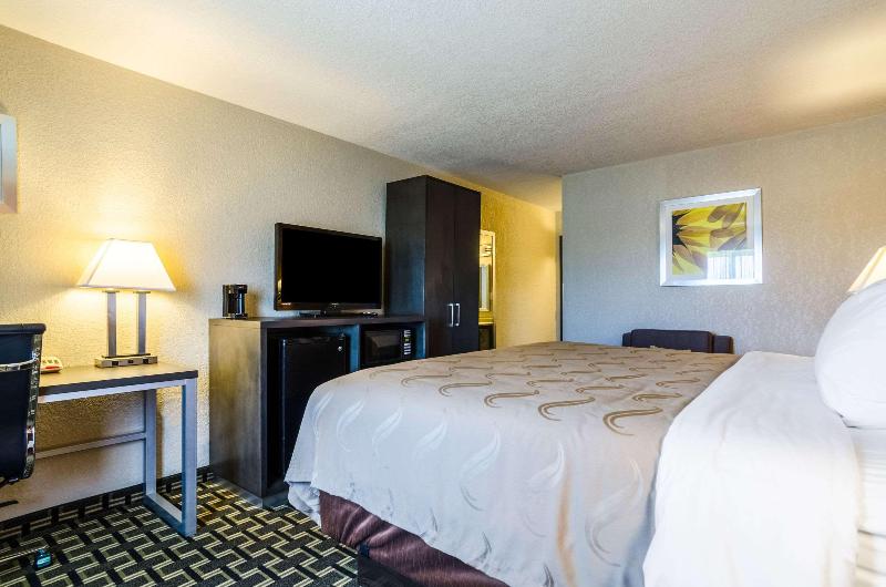 Quality Inn image