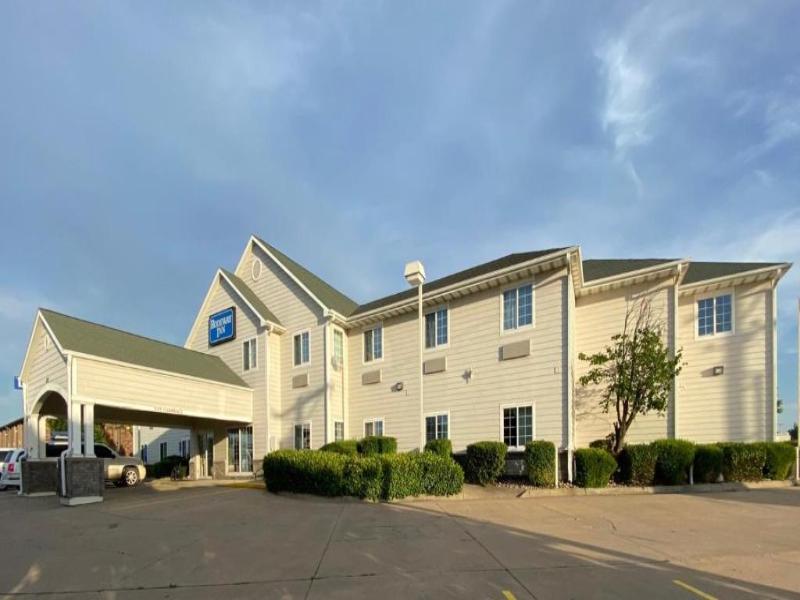 Rodeway Inn Salina image