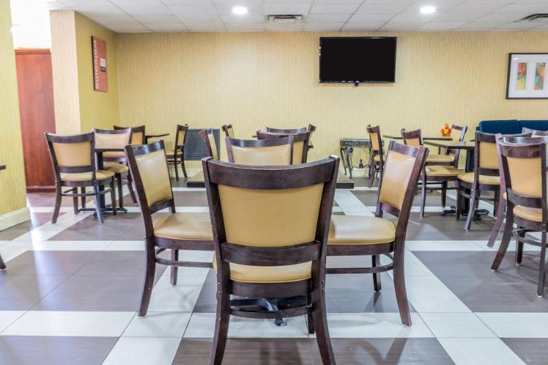 Comfort Inn Winchester image