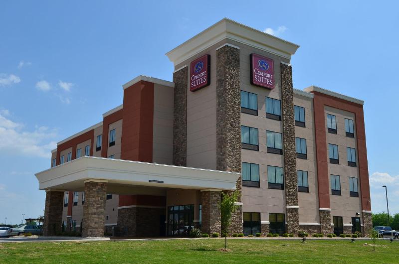 Comfort Suites Bossier City - Shreveport East image