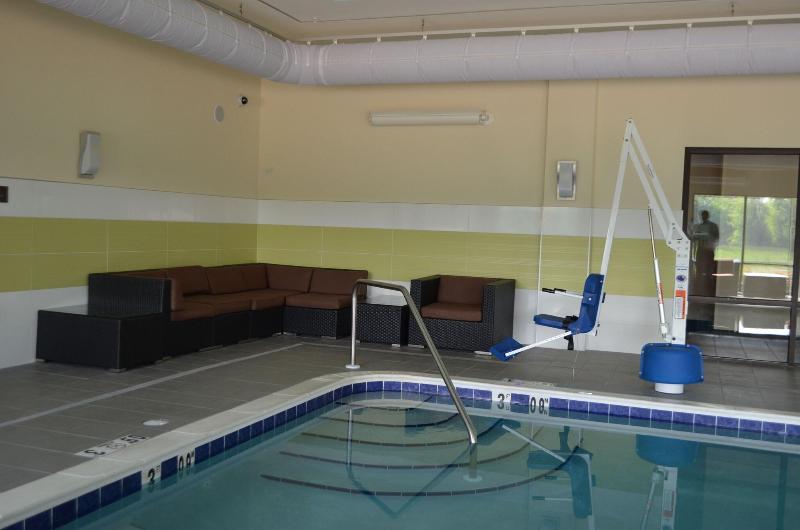 Comfort Suites Bossier City - Shreveport East image