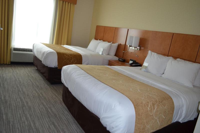 Comfort Suites Bossier City - Shreveport East image