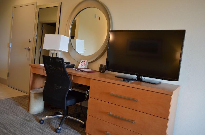 Comfort Suites Bossier City - Shreveport East image