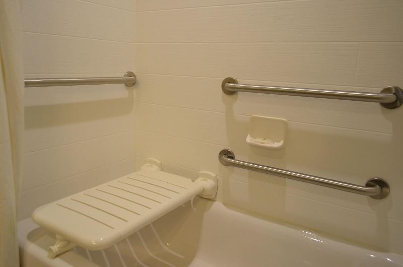 Comfort Suites Bossier City - Shreveport East image
