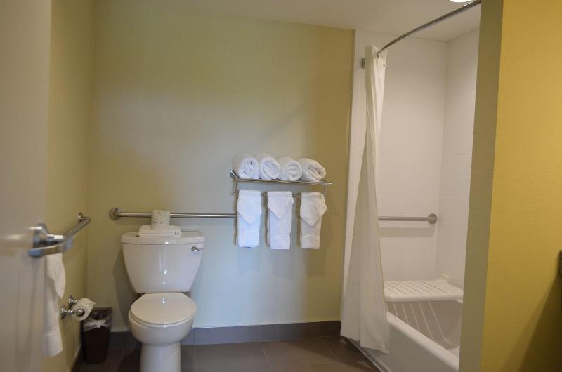 Comfort Suites Bossier City - Shreveport East image