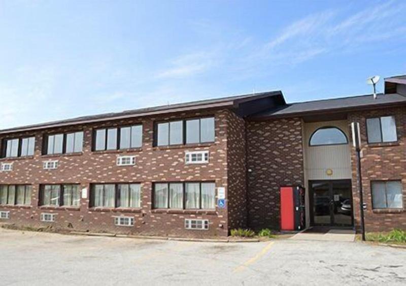 Rodeway Inn Muskegon Area image
