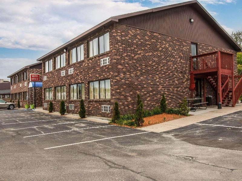 Rodeway Inn Muskegon Area image