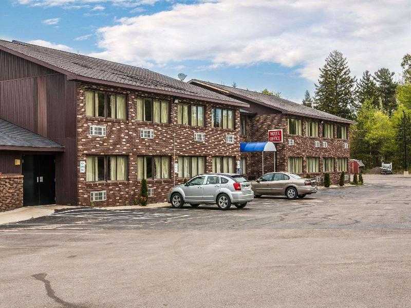 Rodeway Inn Muskegon Area image