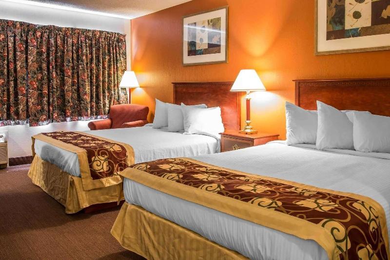 Rodeway Inn Muskegon Area image