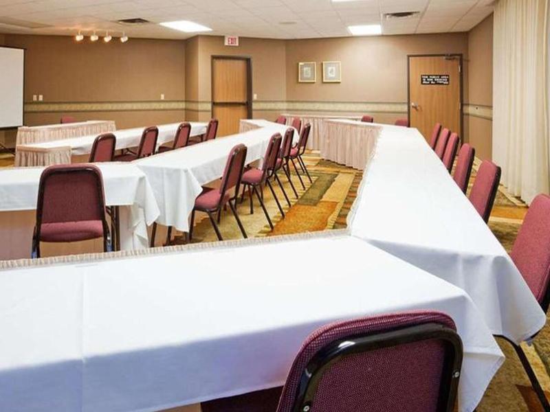 Norwood Inn & Suites Eagan