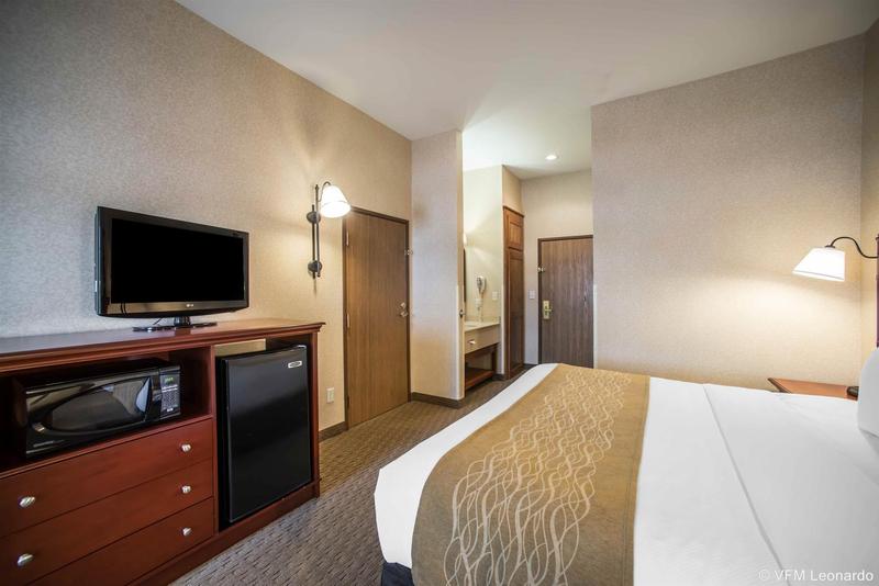 Comfort Inn Warrensburg Station image