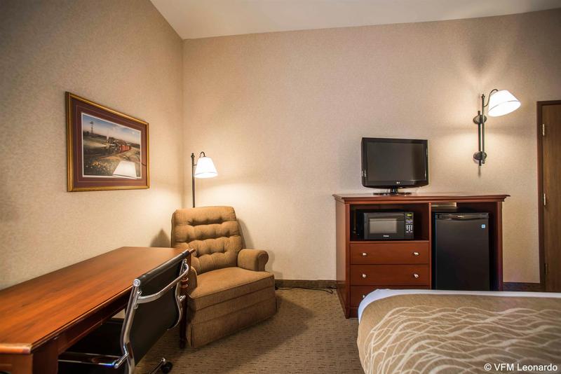 Comfort Inn Warrensburg Station image