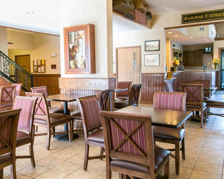 Comfort Inn Warrensburg Station image