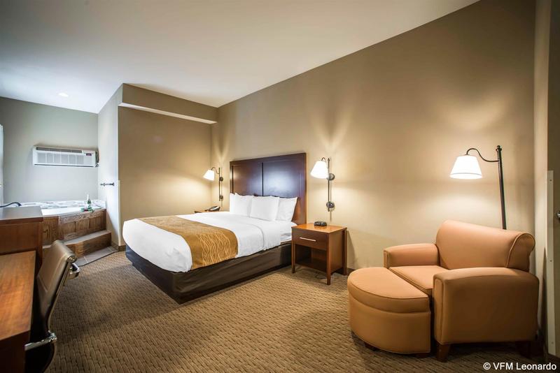 Comfort Inn Warrensburg Station image