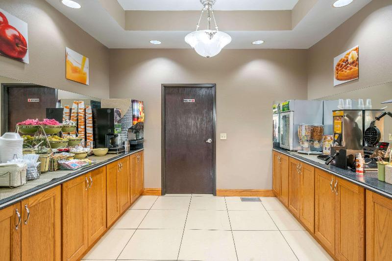 Quality Inn & Suites Jefferson City image