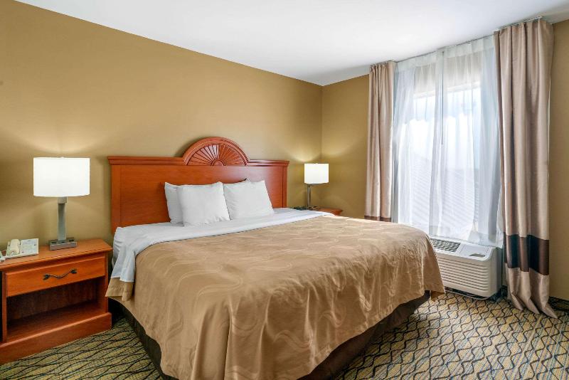 Quality Inn & Suites Jefferson City image