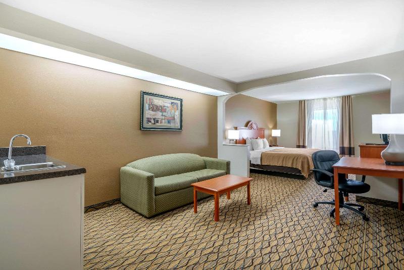 Quality Inn & Suites Jefferson City image