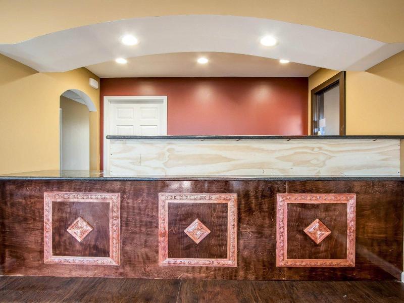 Rodeway Inn & Suites image