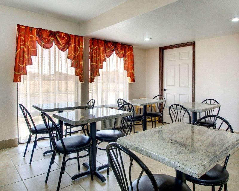 Quality Inn Richland image