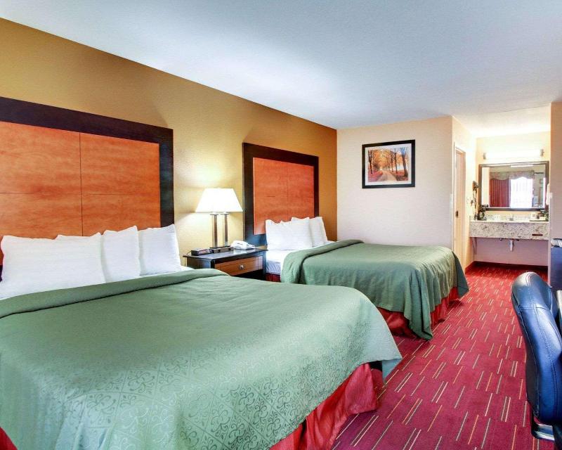 Quality Inn Richland image