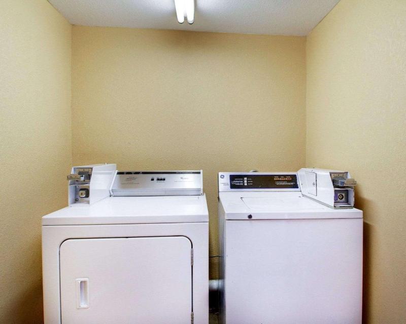 Quality Inn Richland image
