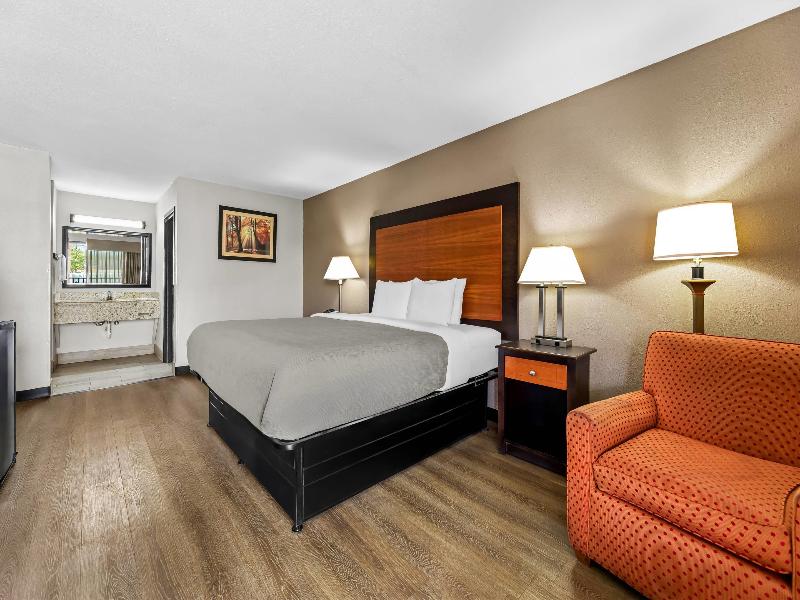 Quality Inn Richland image