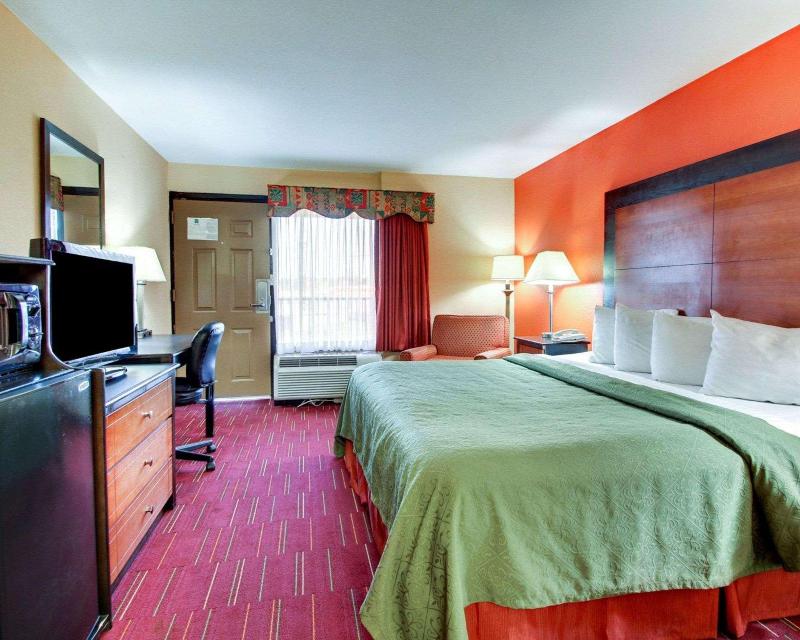 Quality Inn Richland image