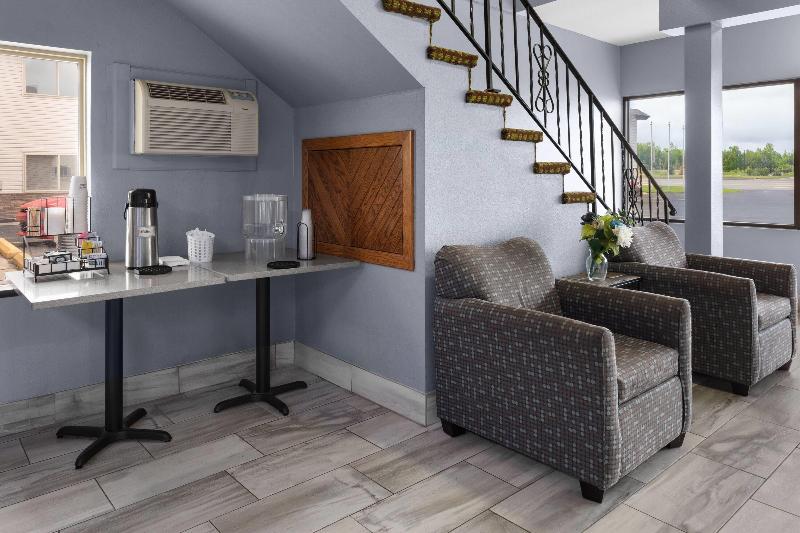Baymont By Wyndham Iron Mountain image