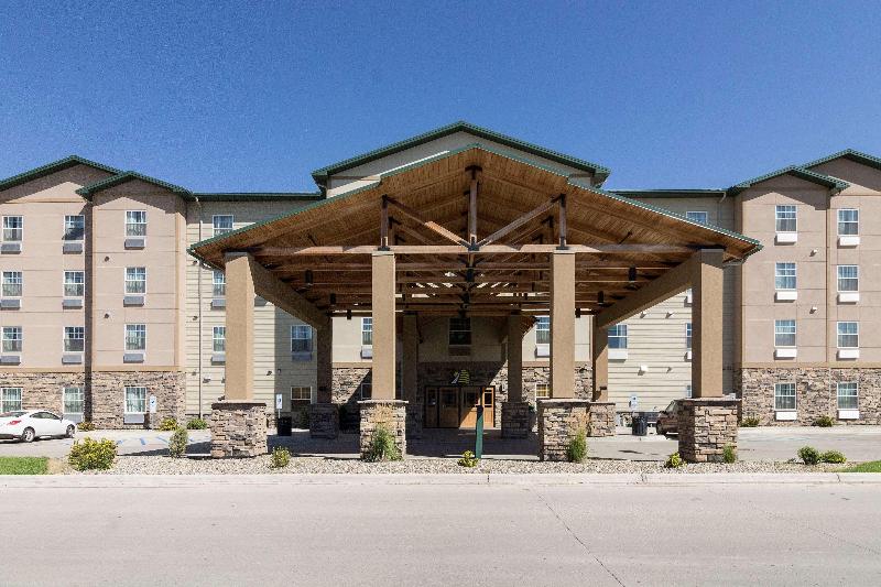Mainstay Suites Williston image