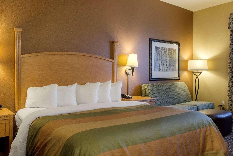 Mainstay Suites Williston image