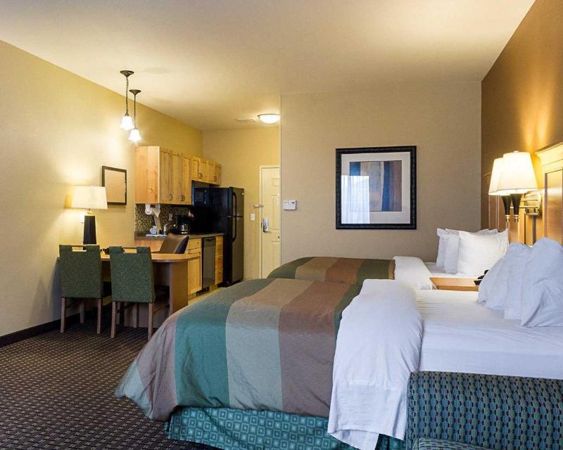 Mainstay Suites Williston image