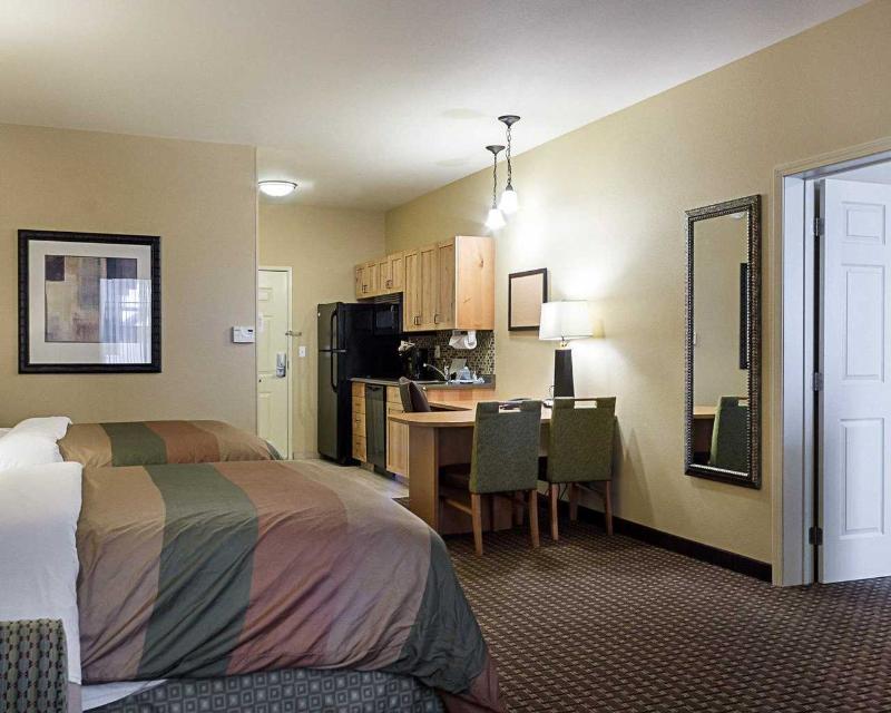 Mainstay Suites Williston image