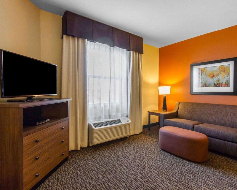 Mainstay Suites Event Center image