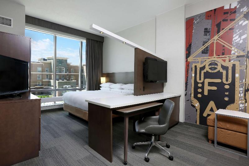 DoubleTree by Hilton West Fargo Sanford Medical Ce image