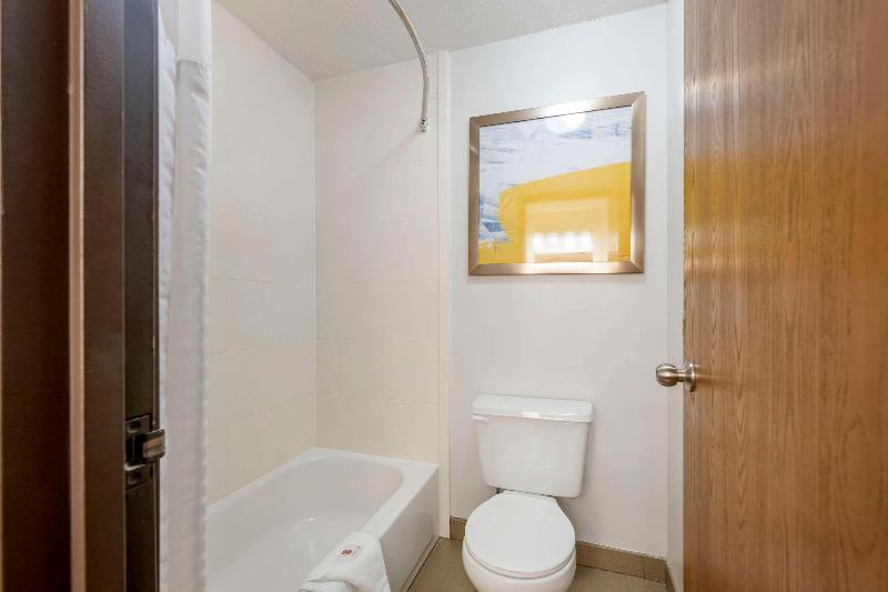 Comfort Inn Hastings image