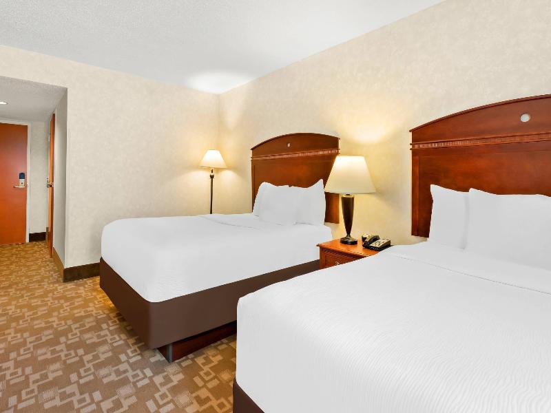 Quality Inn Edison - New Brunswick image