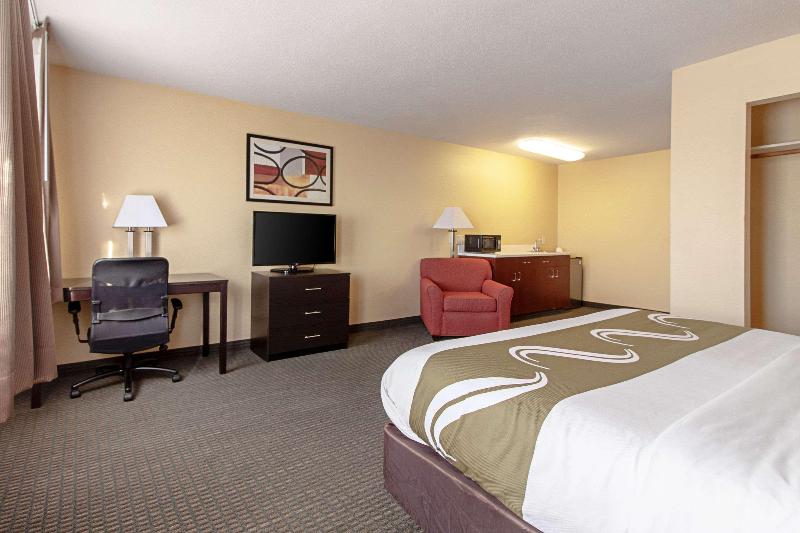 Quality Inn & Suites Lincoln Municipal Airport image