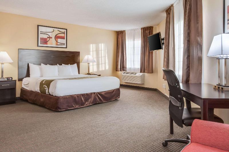 Quality Inn & Suites Lincoln Municipal Airport image