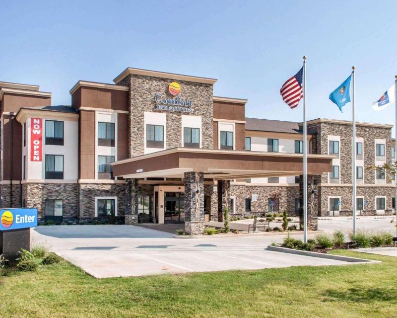 Comfort Inn & Suites Woodward image