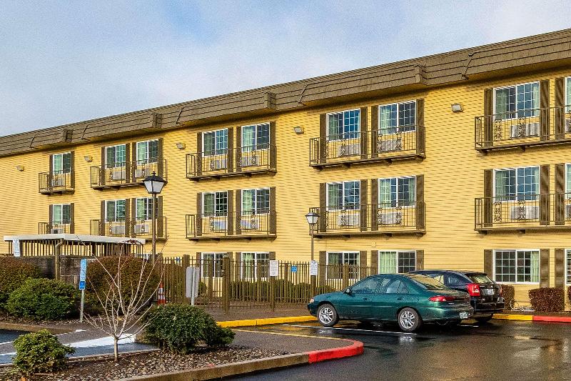 Econo Lodge Corvallis Near University image