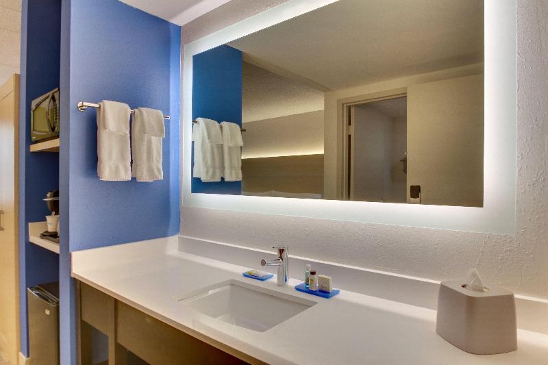 Holiday Inn Express Pittston - Scranton Airport photo 22