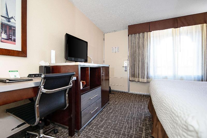 Clarion Inn & Suites New Hope-Lambertville