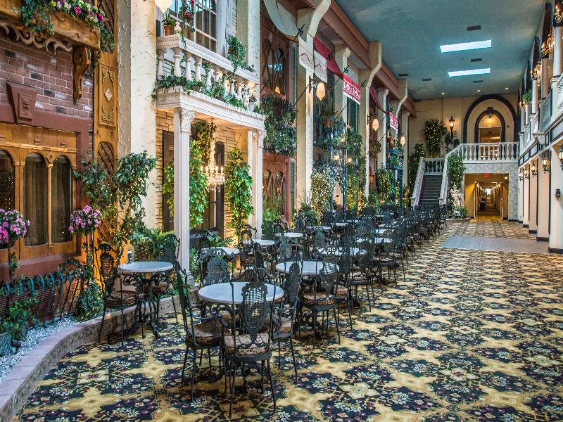 Salvatore's Garden Place Hotel image
